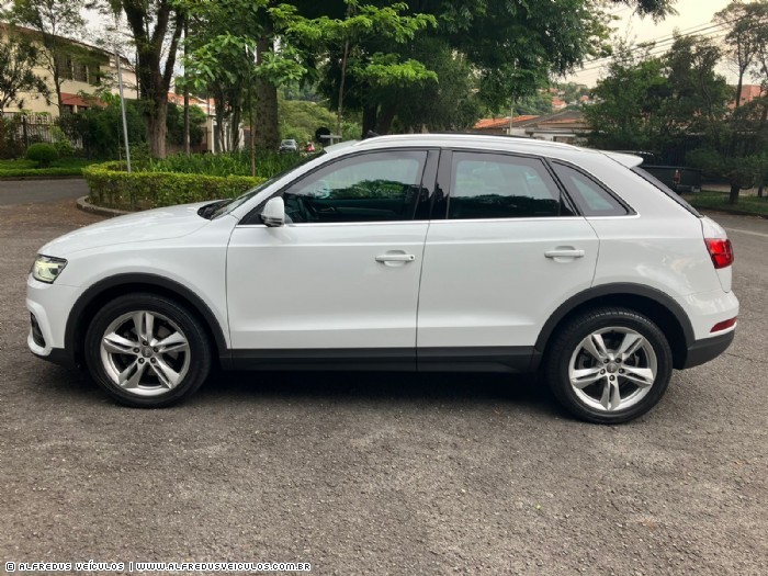 Audi Q3 AMBIENTE QUATTRO 2.0 TFSI 2015/2016